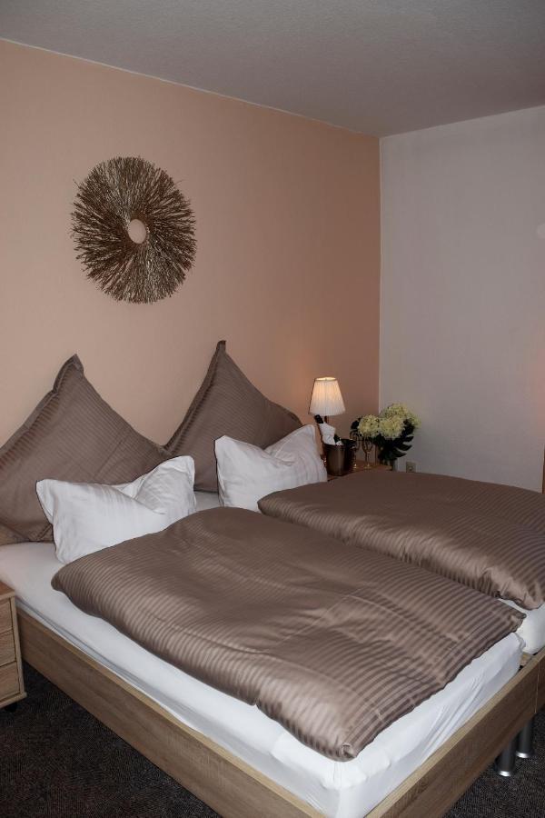 Hotel- Restaurant Kerzan'S Ντόρτμουντ Εξωτερικό φωτογραφία