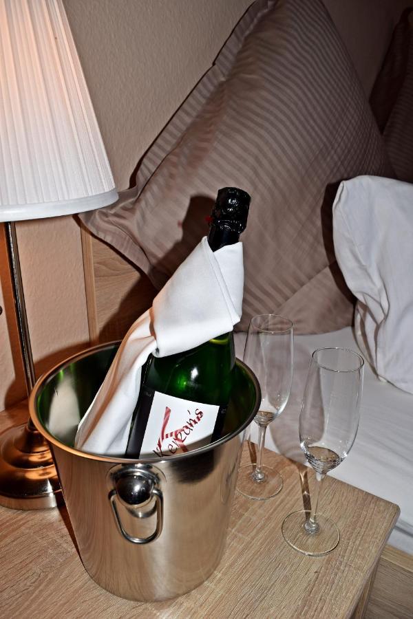 Hotel- Restaurant Kerzan'S Ντόρτμουντ Εξωτερικό φωτογραφία